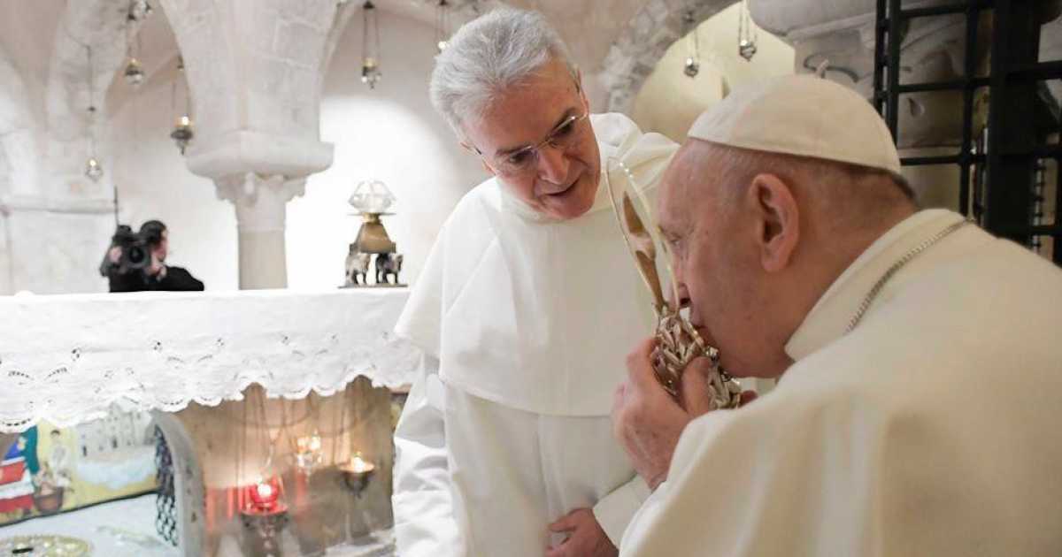 Bari, ecco cosa ha ricevuto in dono Papa Francesco durante la sua visita in citt�